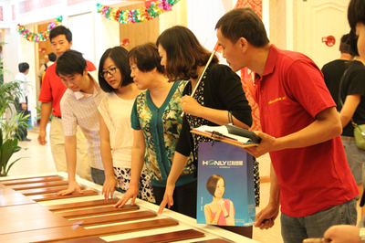 红利地板苏皖浙万人疯抢第三季 创新团购模式，再创行业新纪录